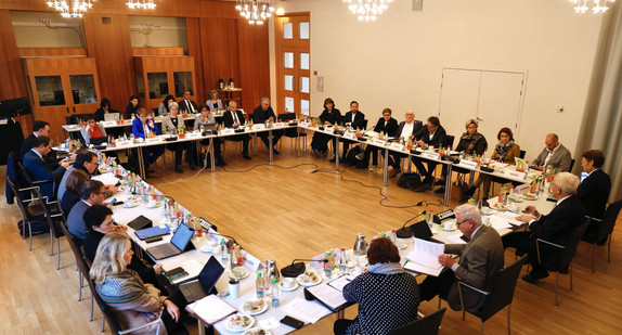 Auswärtige Kabinettssitzung in der Landesvertretung in Brüssel