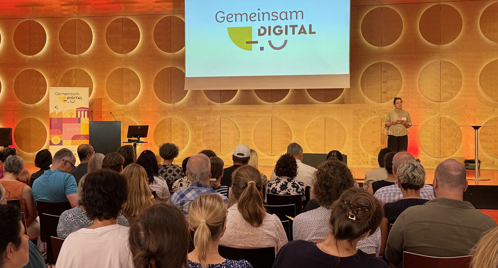 Publikum bei der Tagung "Gemeinsam Digital"