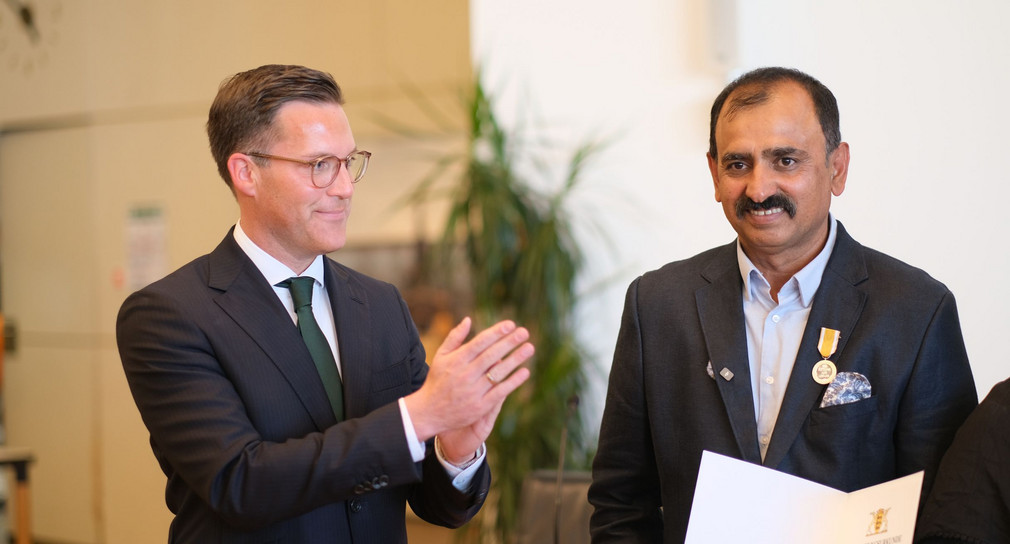 Rettungsmedaille verliehen an Muhammad Afzal