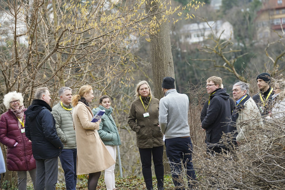 Bürgerforum zu Besuch im Staatsministerium mit Führung durch die Villa Reitzenstein