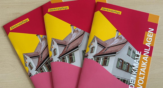 Broschüre Kulturdenkmale und Photovoltaikanlagen