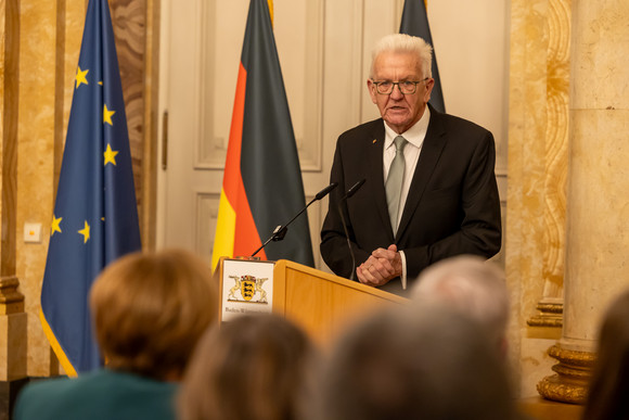 Ministerpräsident Winfried Kretschmann bei seiner Laudatio