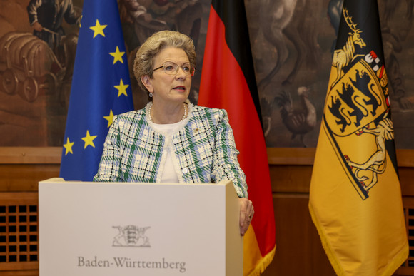 Staatsrätin Barbara Bosch bei ihrer Ansprache