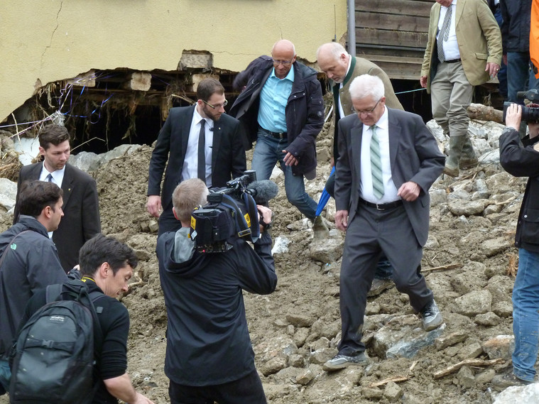 Ministerpräsident Winfried Kretschmann besucht Braunsbach (Foto: Gemeinde Braunsbach)