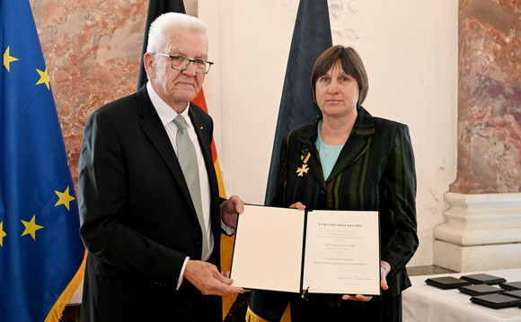 Ministerpräsident Winfried Kretschmann (links) und Ursula Stärk (rechts)