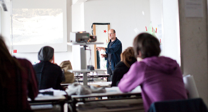 Studierende im Seminar