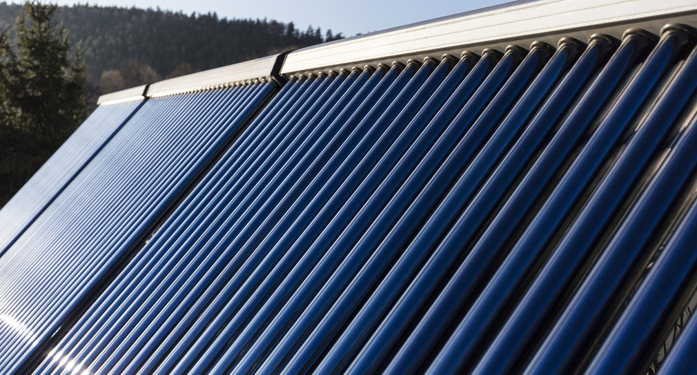 Solarthermieanlage auf einem Altbau in Karlsruhe