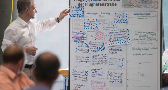 Diskussion beim Filderdialog.