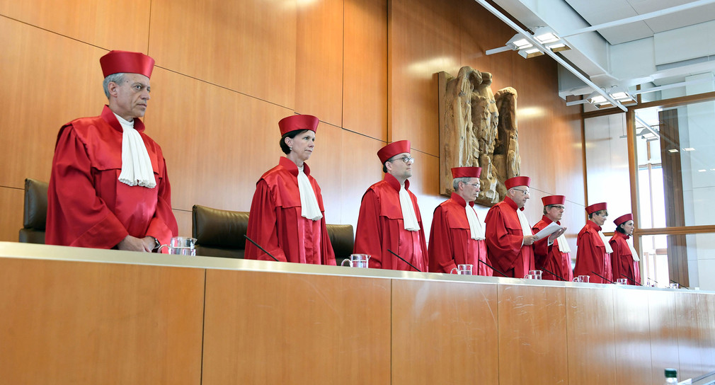 Der Erste Senat beim Bundesverfassungsgericht in Karlsruhe verkündet das Urteil zur Grundsteuer (Foto: © dpa)