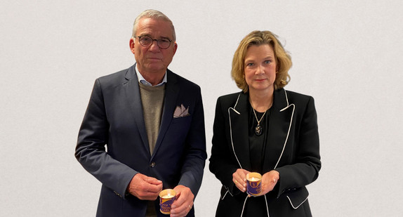Minister Thomas Strobl (links) und die EU-Antisemitismusbeauftragte Katharina von Schnurbein (rechts)