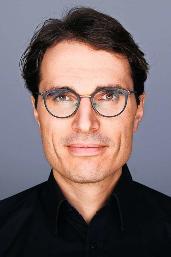 Dr. Florian Kech