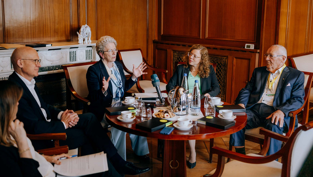Pressegespr&auml;ch mit Staatsr&auml;tin Barbara Bosch (Mitte)
